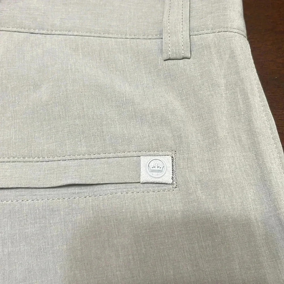 Peter Millar Shackleford Stretch Performance Hybrid Shorts - Picture 10 of 12